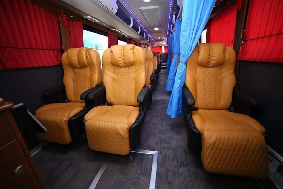Faisal Movers Business Class seats Lahore to Islamabad